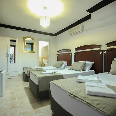Hubble Bubble Apartmanhotel *