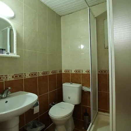 Hubble Bubble Apartmanhotel *