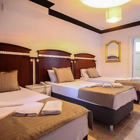 Hubble Bubble Apartmanhotel *
